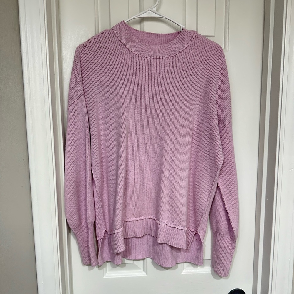 Jessica Simpson pink sweater
